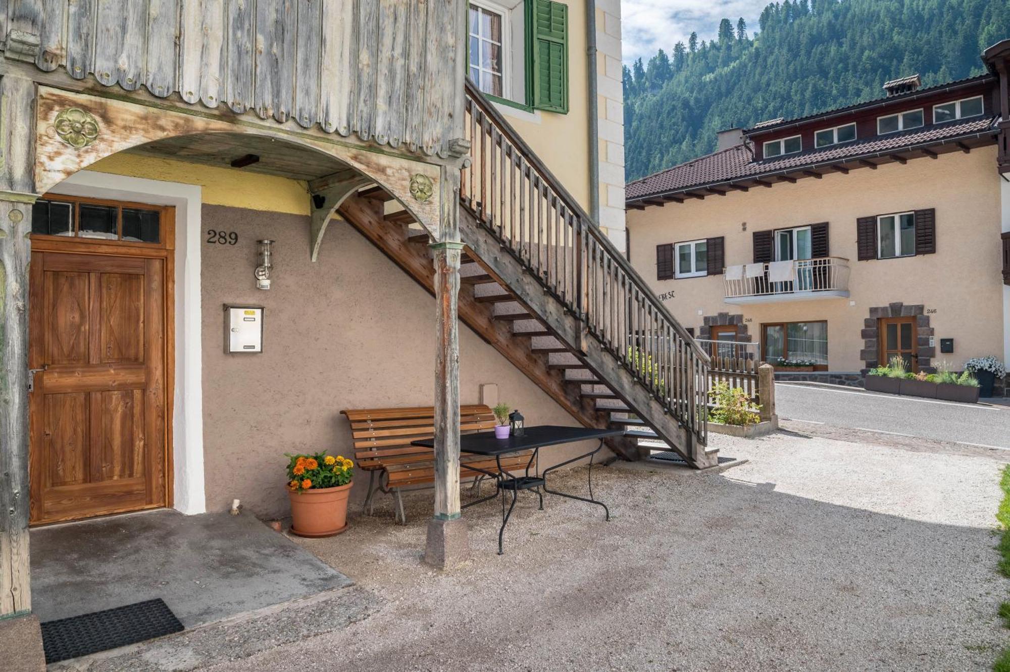 Enrich Apartment Ortisei Exteriör bild
